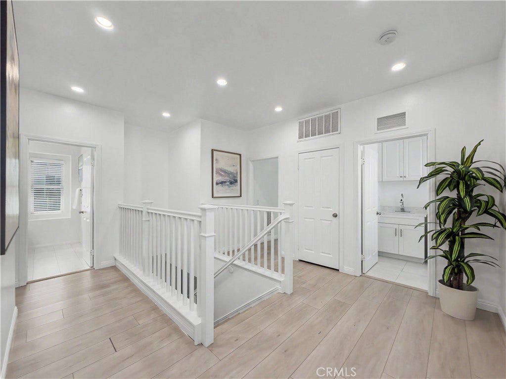 320 Bronze, Irvine CA 92618 - Photo 36