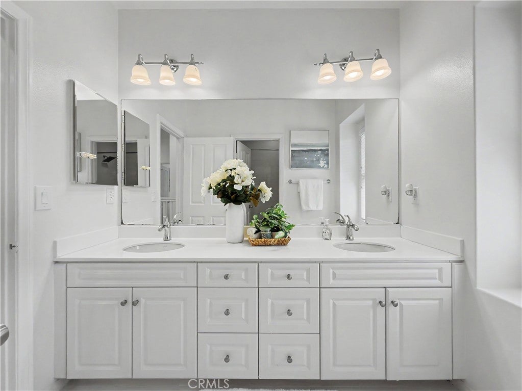 320 Bronze, Irvine CA 92618 - Photo 24