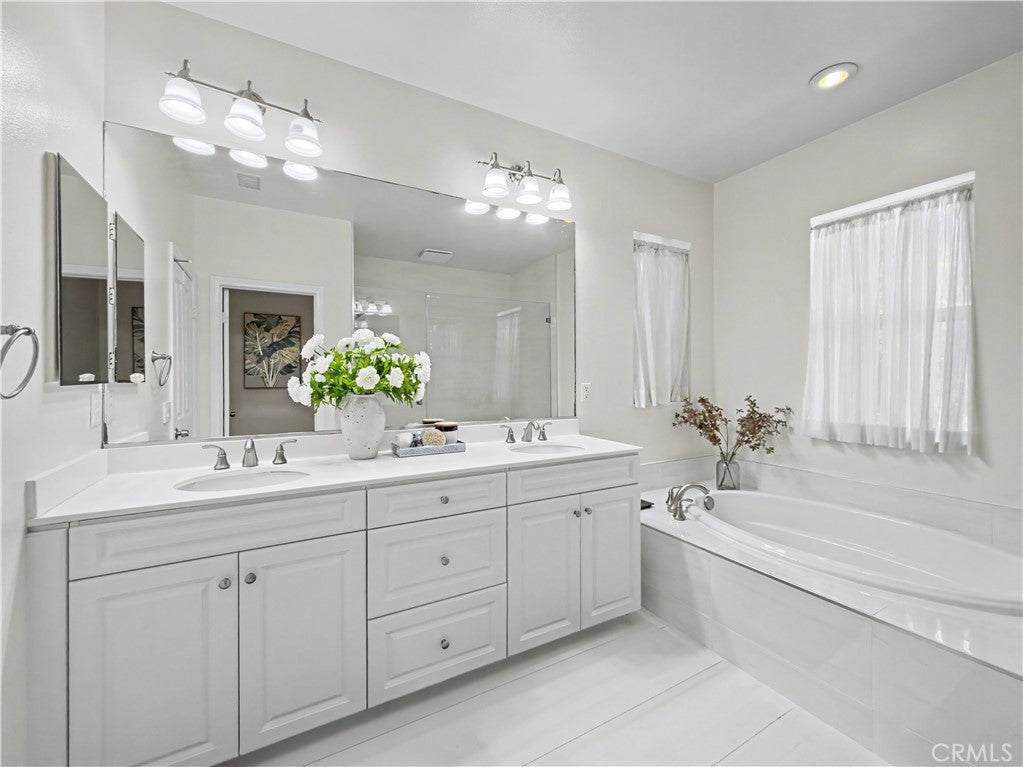 320 Bronze, Irvine CA 92618 - Photo 40
