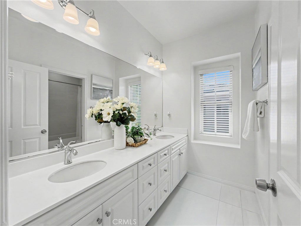 320 Bronze, Irvine CA 92618 - Photo 17