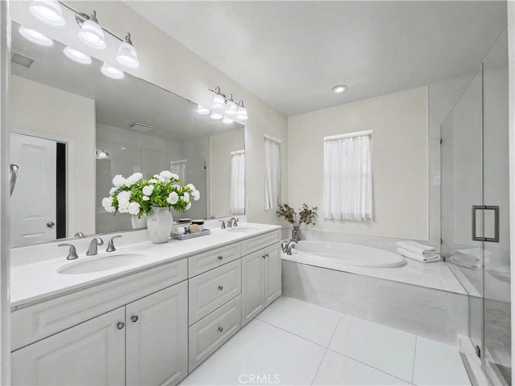 320 Bronze, Irvine CA 92618 - Photo 37