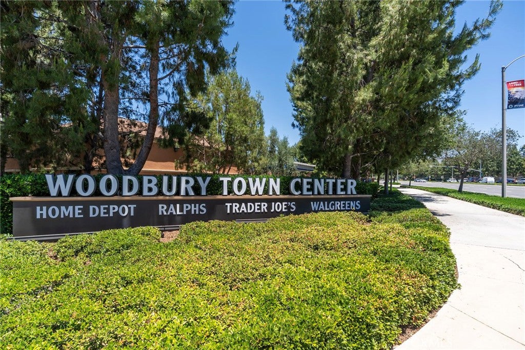 320 Bronze, Irvine CA 92618 - Photo 60