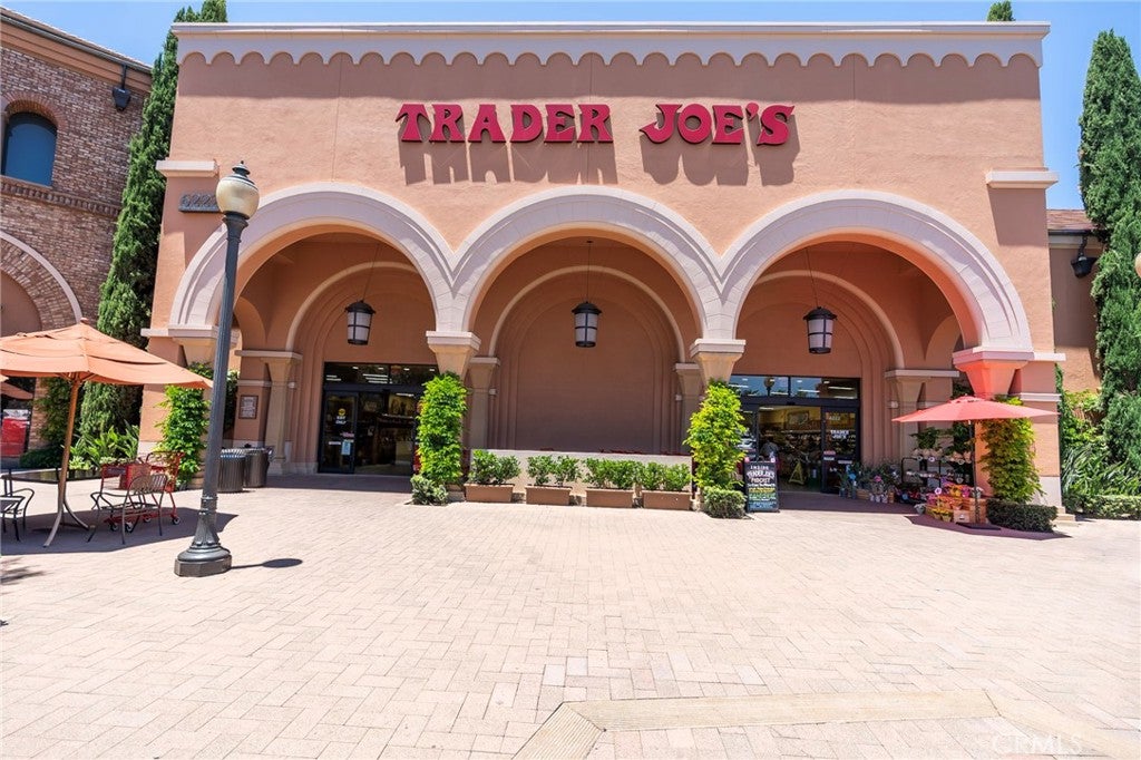 320 Bronze, Irvine CA 92618 - Photo 61