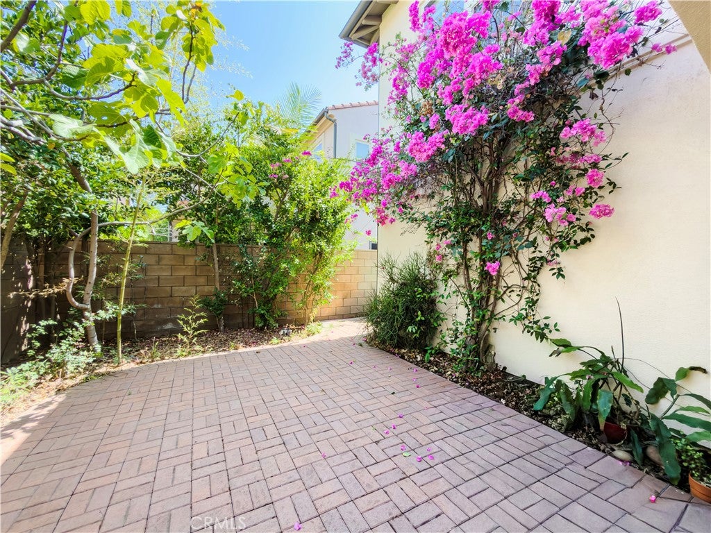 320 Bronze, Irvine CA 92618 - Photo 44