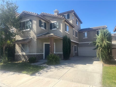 Photo of 26259 Douglass Union Ln, Murrieta, CA 92563 (MLS # CV26227248)