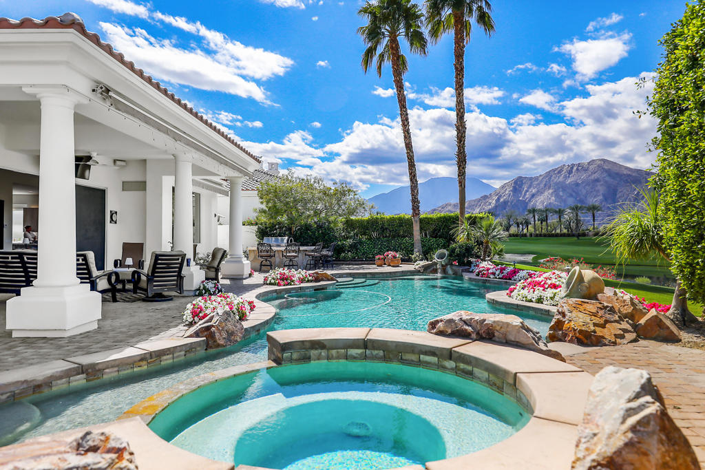 Mountain View CC - Residential Lease