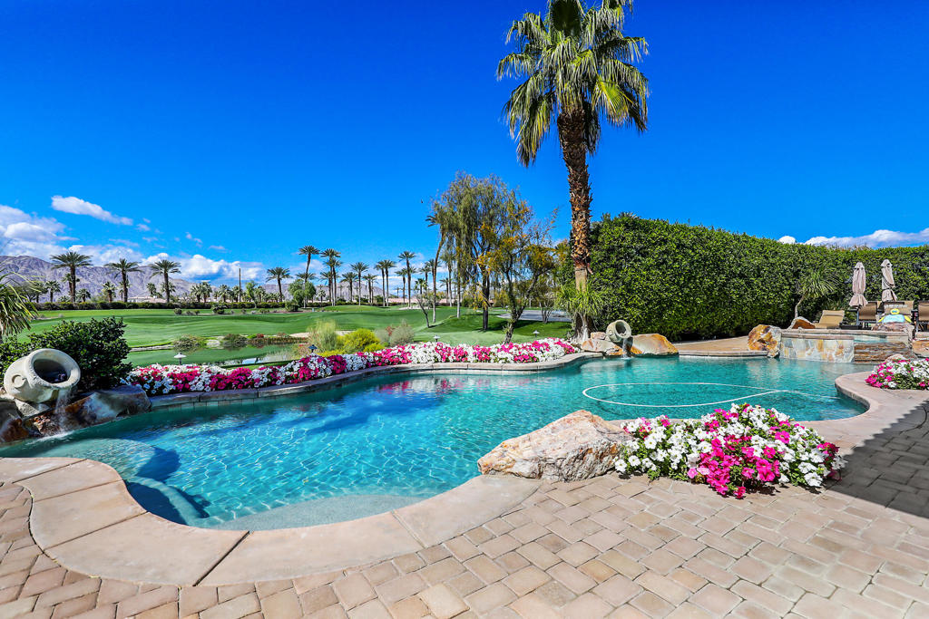 Mountain View CC - Residential Lease