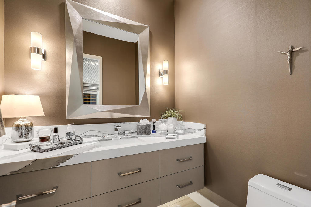 Mountain View CC - Residential Lease