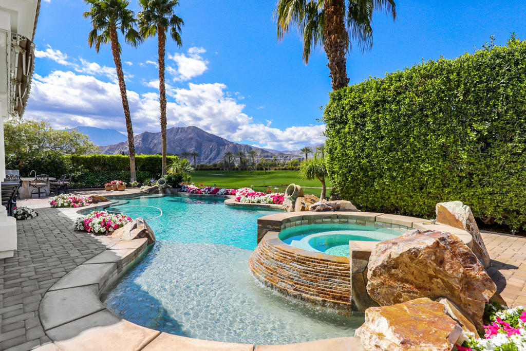 Mountain View CC - Residential Lease