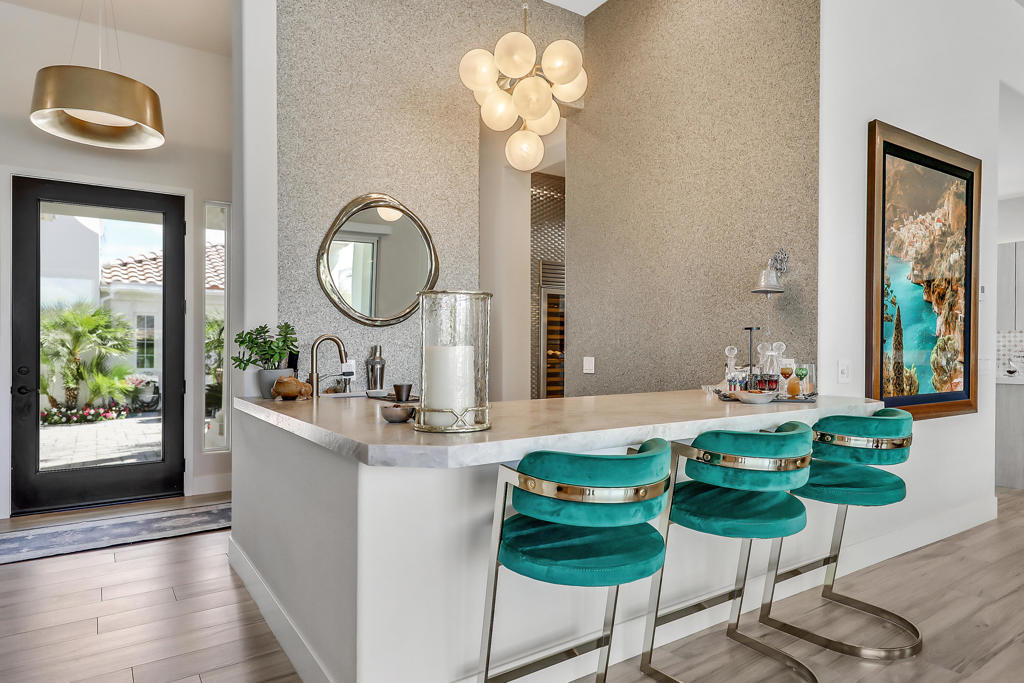 Mountain View CC - Residential Lease
