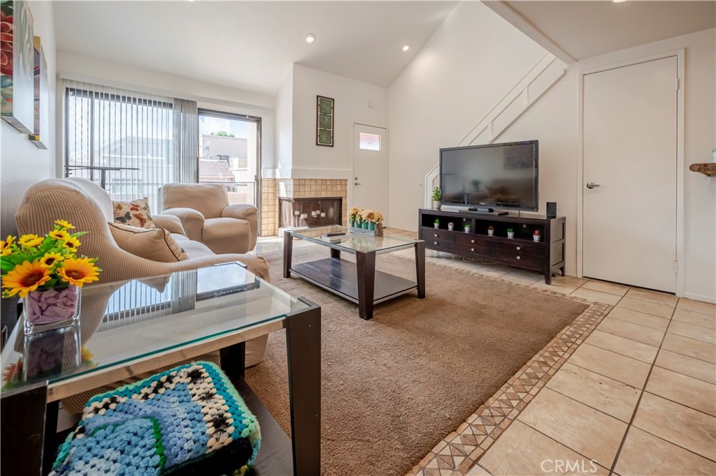 25761 Le Parc 82
