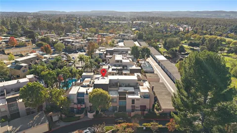 25761 Le Parc Unit 82, Lake Forest, CA 92630 - MLS#: PW25243836