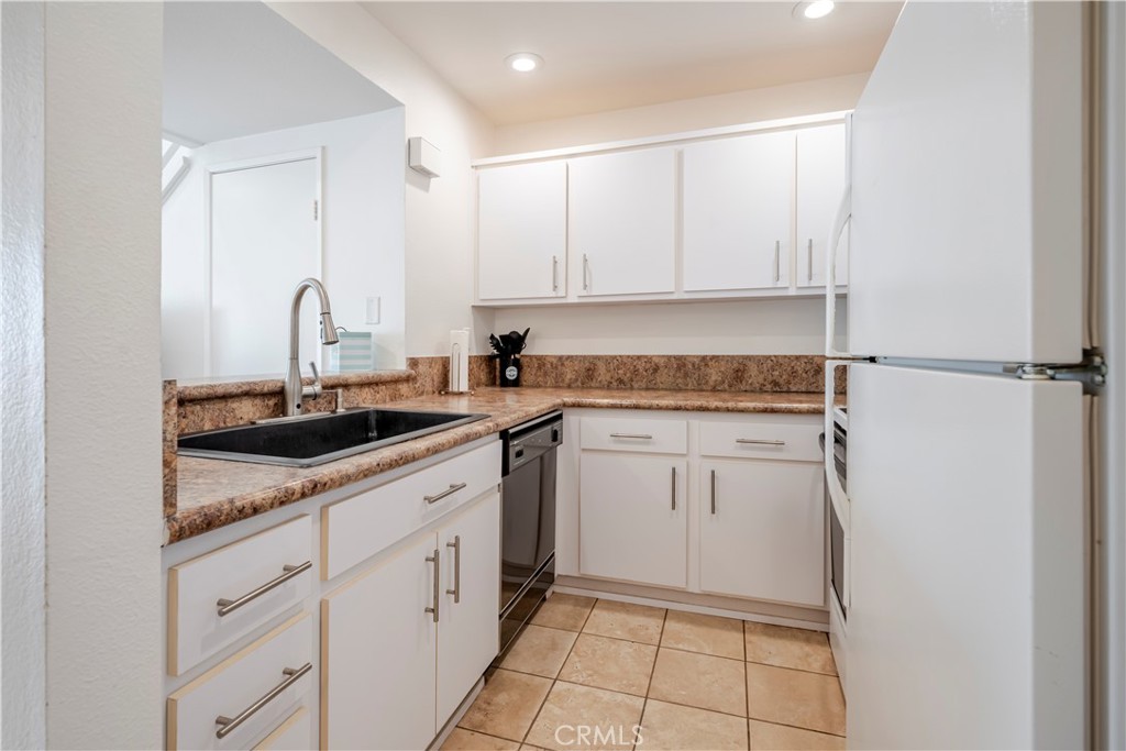 25761 Le Parc 82