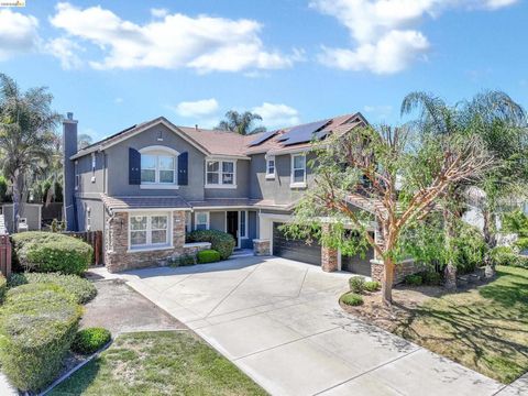 Photo of 1885 Fiorita Way, Brentwood, CA 94513 (MLS # 41134760)