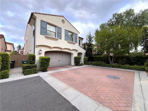 Photo of 58 Ivory Petal, Irvine, CA 92620 (MLS # OC26085603)