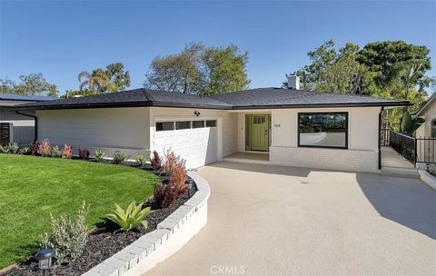 Photo of 144 Vista Del Parque, Redondo Beach, CA 90277 (MLS # SB26118640)