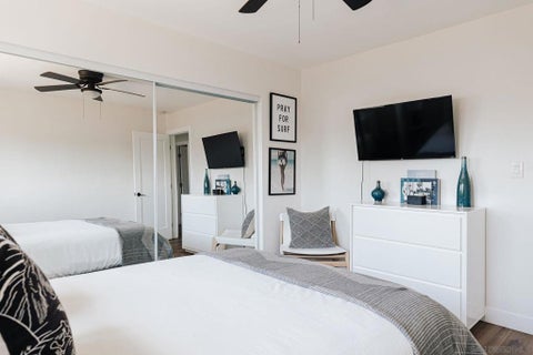 Tiny photo for 3805 Atascadero Dr, San Diego, CA 92107 (MLS # 260017820SD)