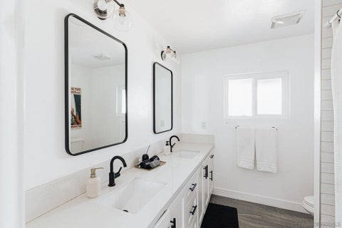 Tiny photo for 3805 Atascadero Dr, San Diego, CA 92107 (MLS # 260017820SD)