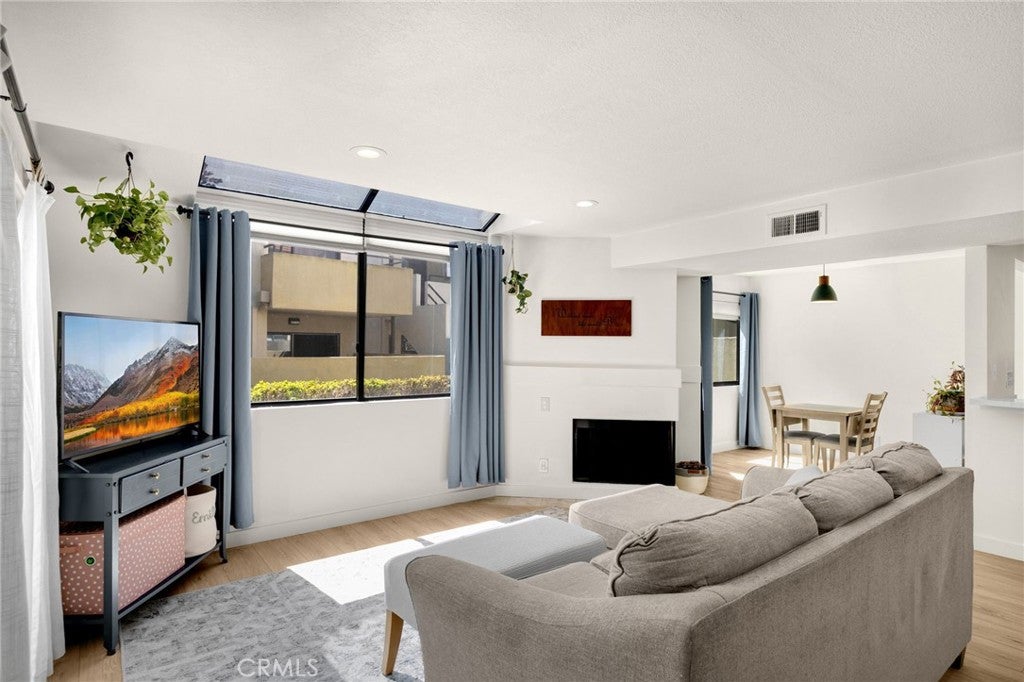 13096 Le Parc 57