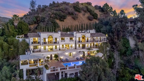 Photo of 2321 Castilian Drive, Los Angeles, CA 90068 (MLS # 26102850)