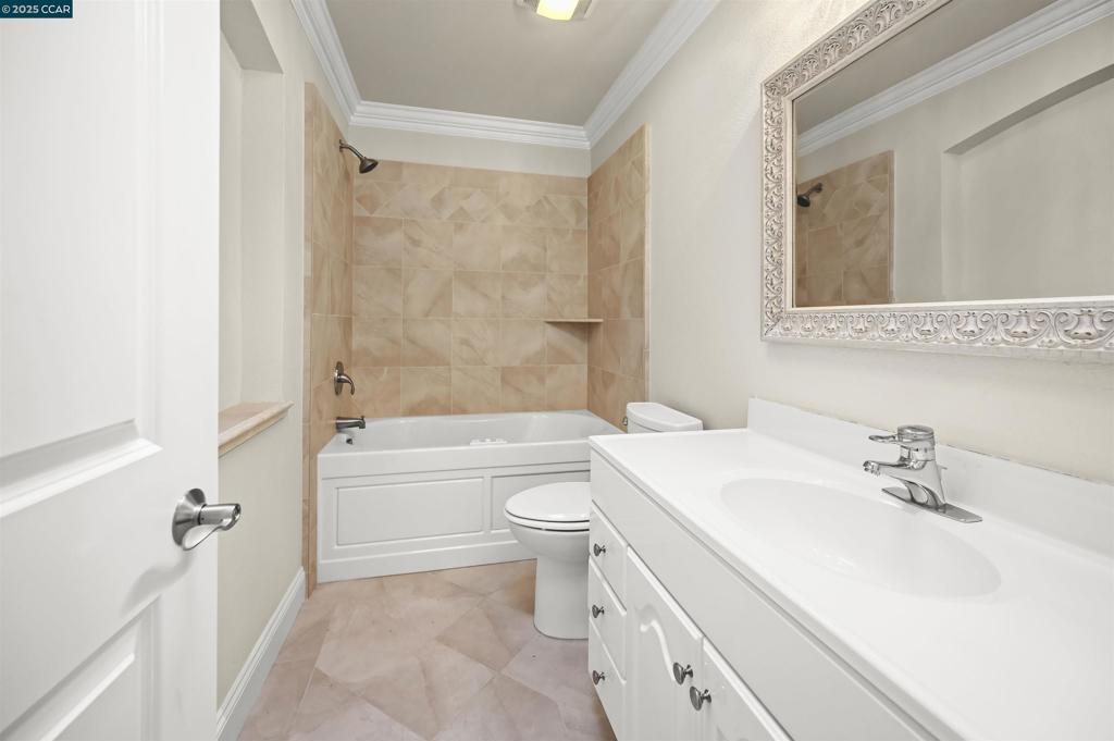 ROSSMOOR - Residential