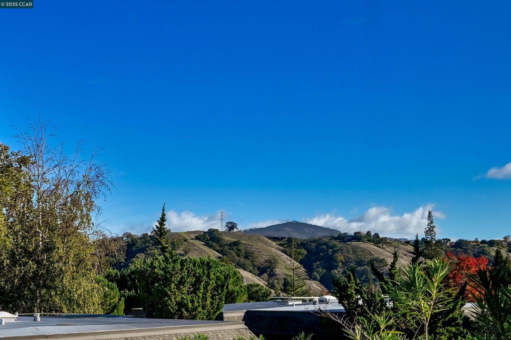 ROSSMOOR - Residential