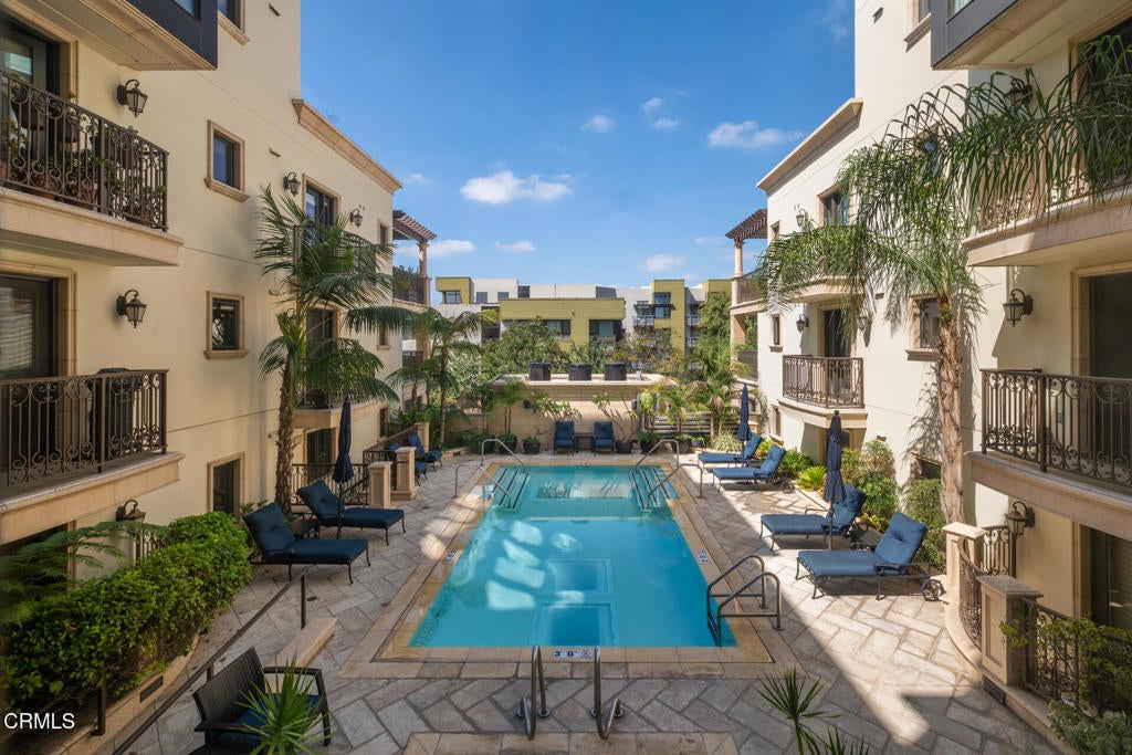250 S De Lacey Avenue 305A