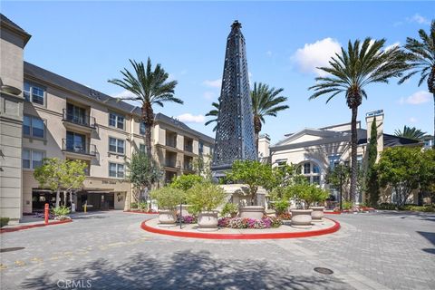 Tiny photo for 2238 Watermarke Place Pl, Irvine, CA 92612 (MLS # OC26148654)