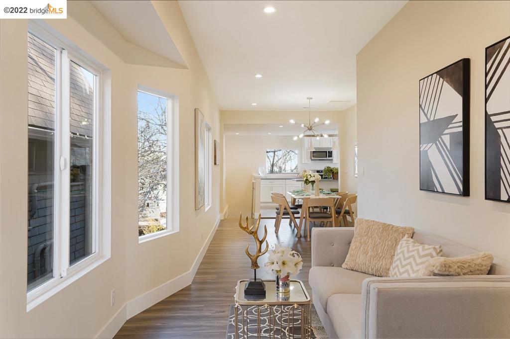 TUXEDO - Residential