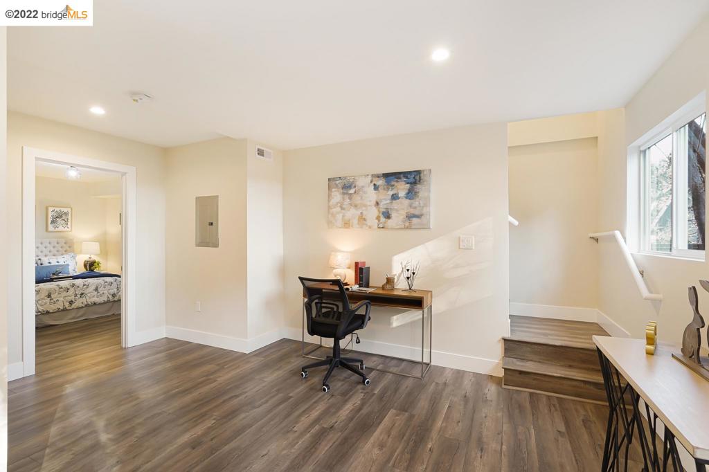 TUXEDO - Residential