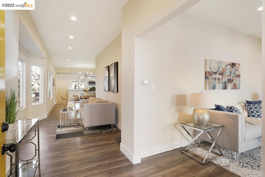 TUXEDO - Residential