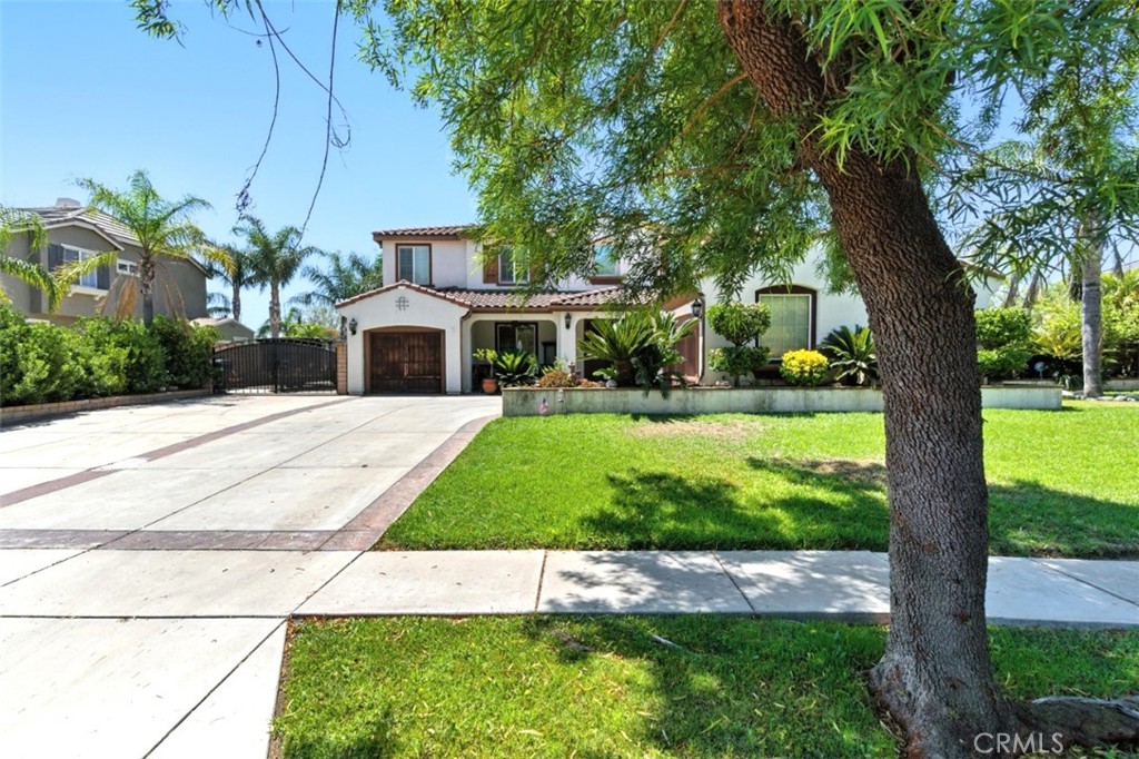 13861 Laurel Tree Drive