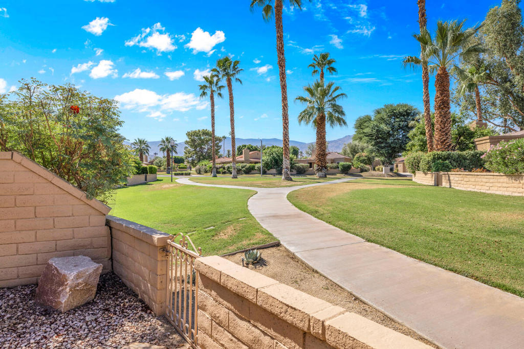 Hidden Palms - Residential