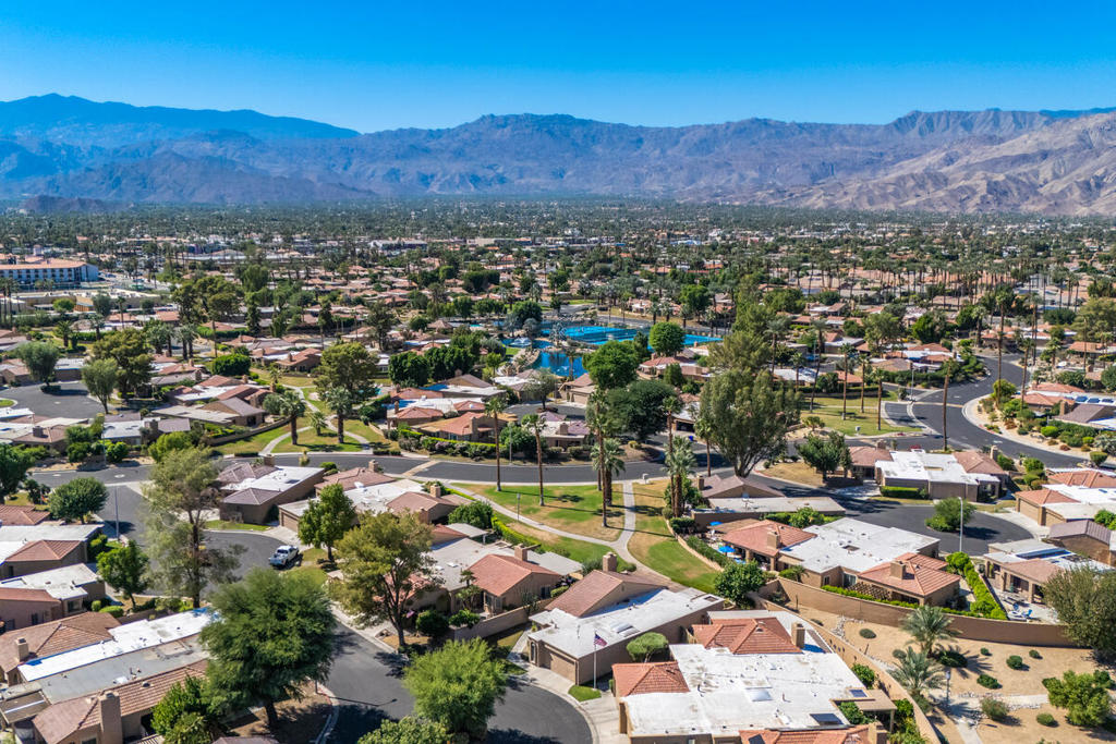 Hidden Palms - Residential
