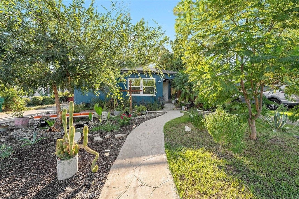 2325 Barnett