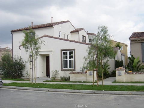 Photo of 11518 Ghiberti Way, Porter Ranch, CA 91326 (MLS # SR26157019)