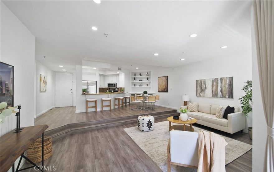 Contemporary recently remodeled condo in the historic Resaissance Building in the heart of Venice, 2 Bedroom and 1 3/4 Bathroom, Open floor plan, conveniently located near CVS, cafes, restaurants and boutiques, one block from Venice Beach. This is an unfinished unit, the photos were taken when the condo was staged.