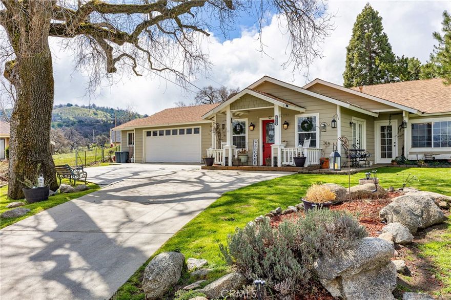 Welcome to this charming single-story home nestled in the peaceful community of Stallion Springs, California. Located at the end of a quiet cul-de-sac, this 3-bedroom, 2-bathroom residence offers a perfect blend of comfort and convenience. Ideal for outdoor enthusiasts, the home is surrounded by a variety of trails for hiking & horseback riding. Step inside to find a spacious and open floor plan, offering ample natural light and an inviting atmosphere. The home is designed with plenty of storage space, making it perfect for keeping your belongings organized. A tankless water heater ensures you’ll always have hot water when you need it, while window screens allow for fresh air without the worry of insects. The property is equipped with automatic sprinklers, keeping the landscape lush and beautiful with minimal effort. Whether you're relaxing in the backyard or exploring the nearby trails, this home is an ideal retreat for those who love outdoor adventures. Enjoy the best of both worlds with the serenity of a quiet neighborhood and the excitement of nature right at your doorstep. Don’t miss out on this wonderful opportunity to live in Stallion Springs. Seller will consider credit for rate-buydown.