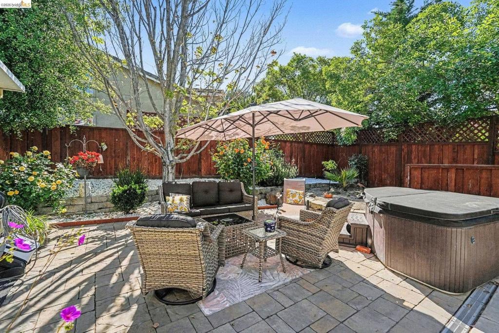 4437 Montara Dr