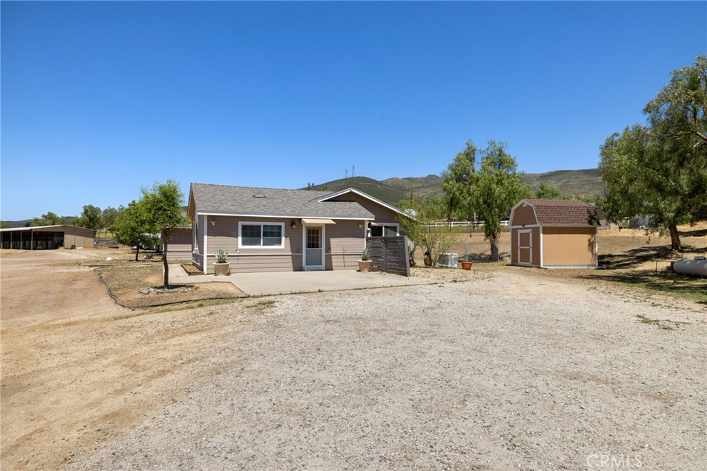 9259 Sierra HWY