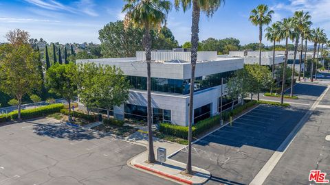 26060 Acero Mission Viejo CA 92691