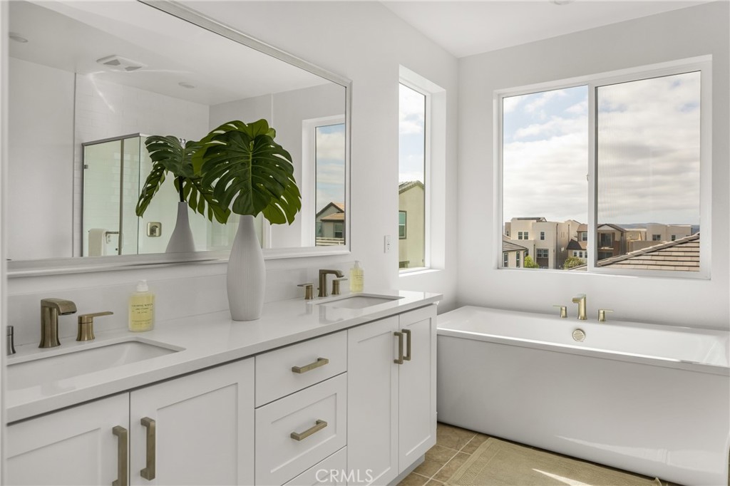 Amber at Solis Park - Residential