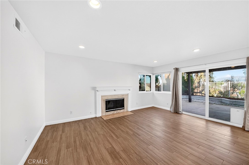 HIGHLANDS - Residential Lease