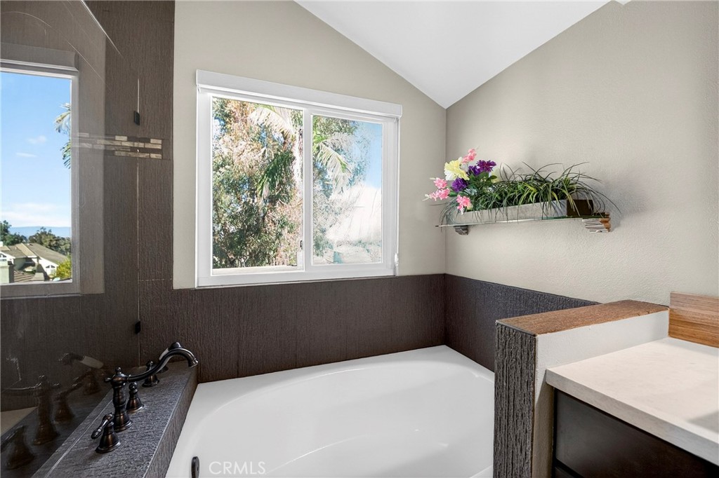 HIGHLANDS - Residential Lease