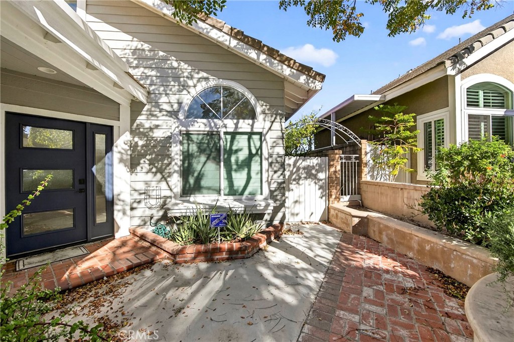 HIGHLANDS - Residential Lease