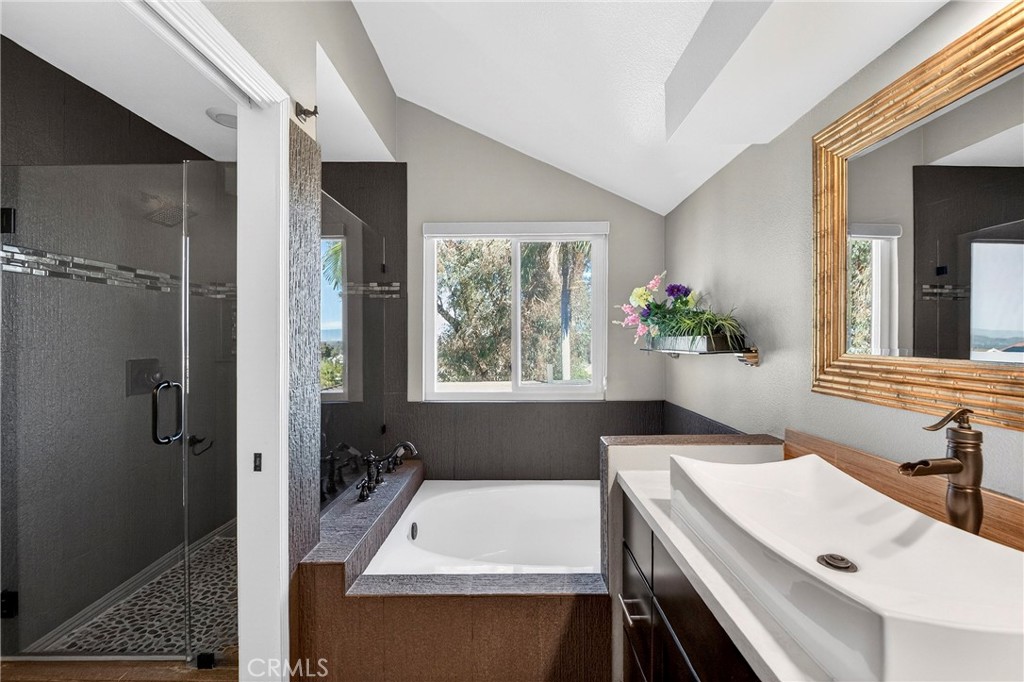 HIGHLANDS - Residential Lease