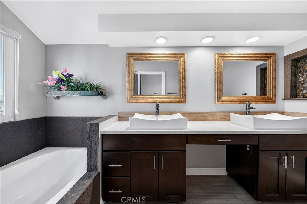 HIGHLANDS - Residential Lease