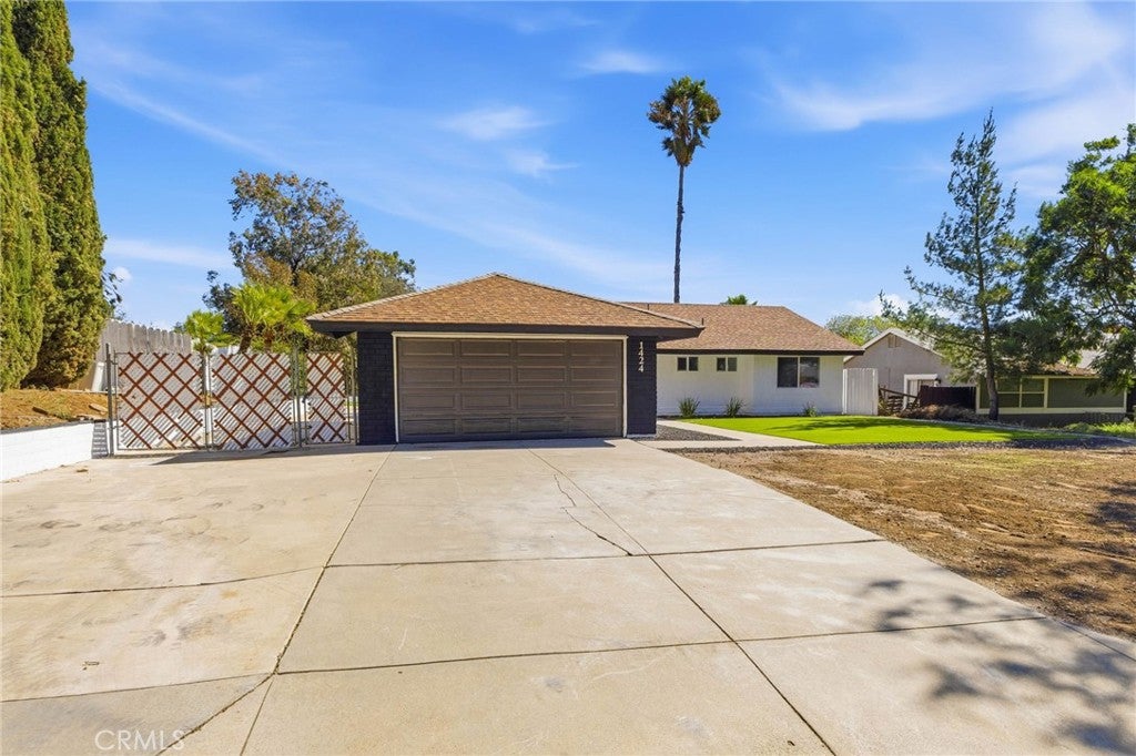 1424 Wyte Way