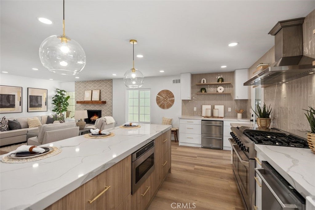 24891 Zumaya Court, Laguna Hills CA 92653