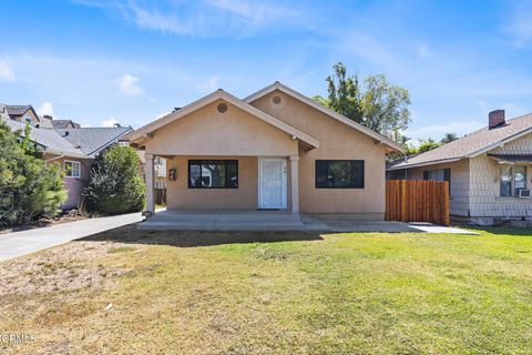 Photo of 50 S Parkwood Avenue, Pasadena, CA (MLS # P1-27663)